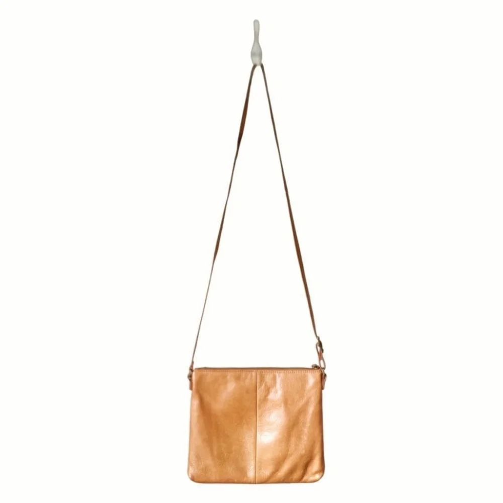 MARGOT New York Whiskey Tan Leather Accordion Crossbody